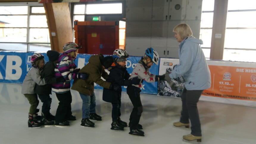 Der Eislaufkurs hat begonnen 7